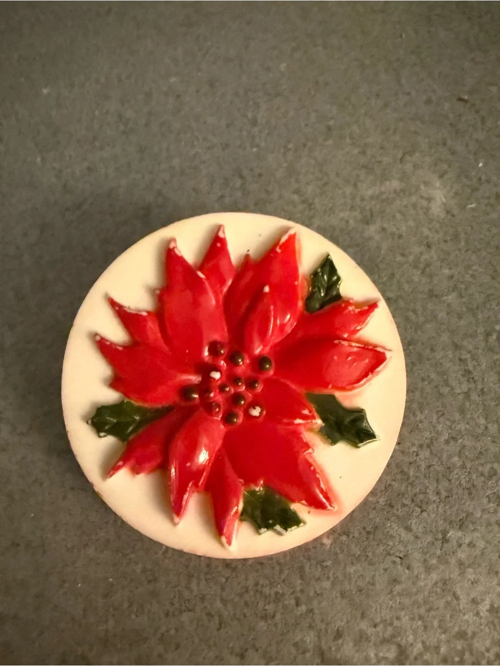 Vintage 1970s Hallmark poinsetta Christmaspin brooch